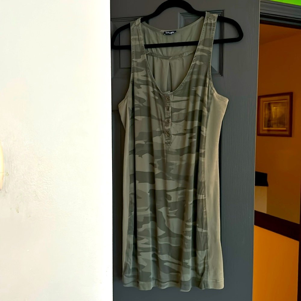 Cute camo dress by splendid. Soft material. Size m.